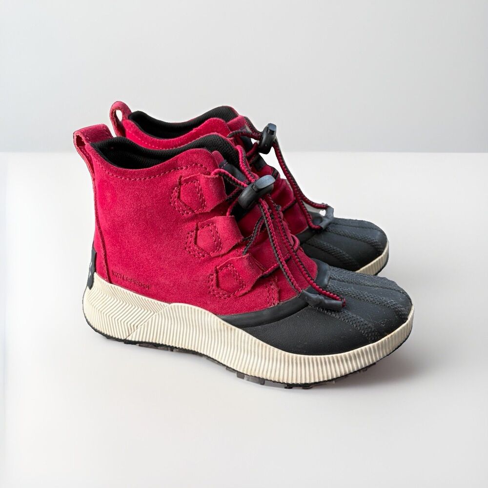 SOREL Kids Out N About III Classic Waterproof Duck Boots Red Black Size 1 Youth